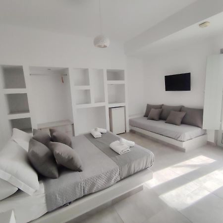 Fira Tranquil Rooms Экстерьер фото